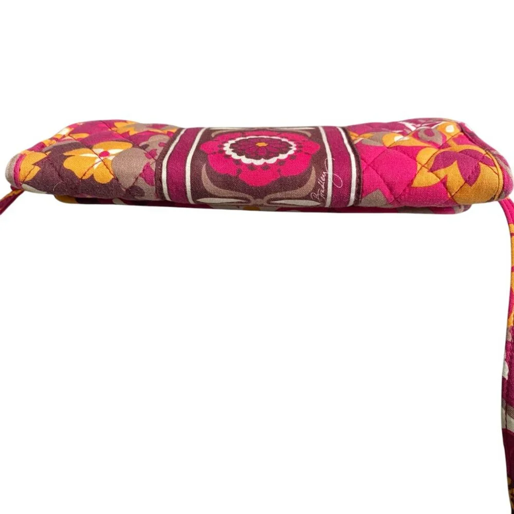Vera Bradley women's pink trifold wallet clutch bag money change cardholder